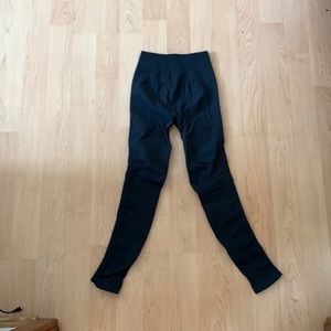 Lululemon seamless leggings size 2